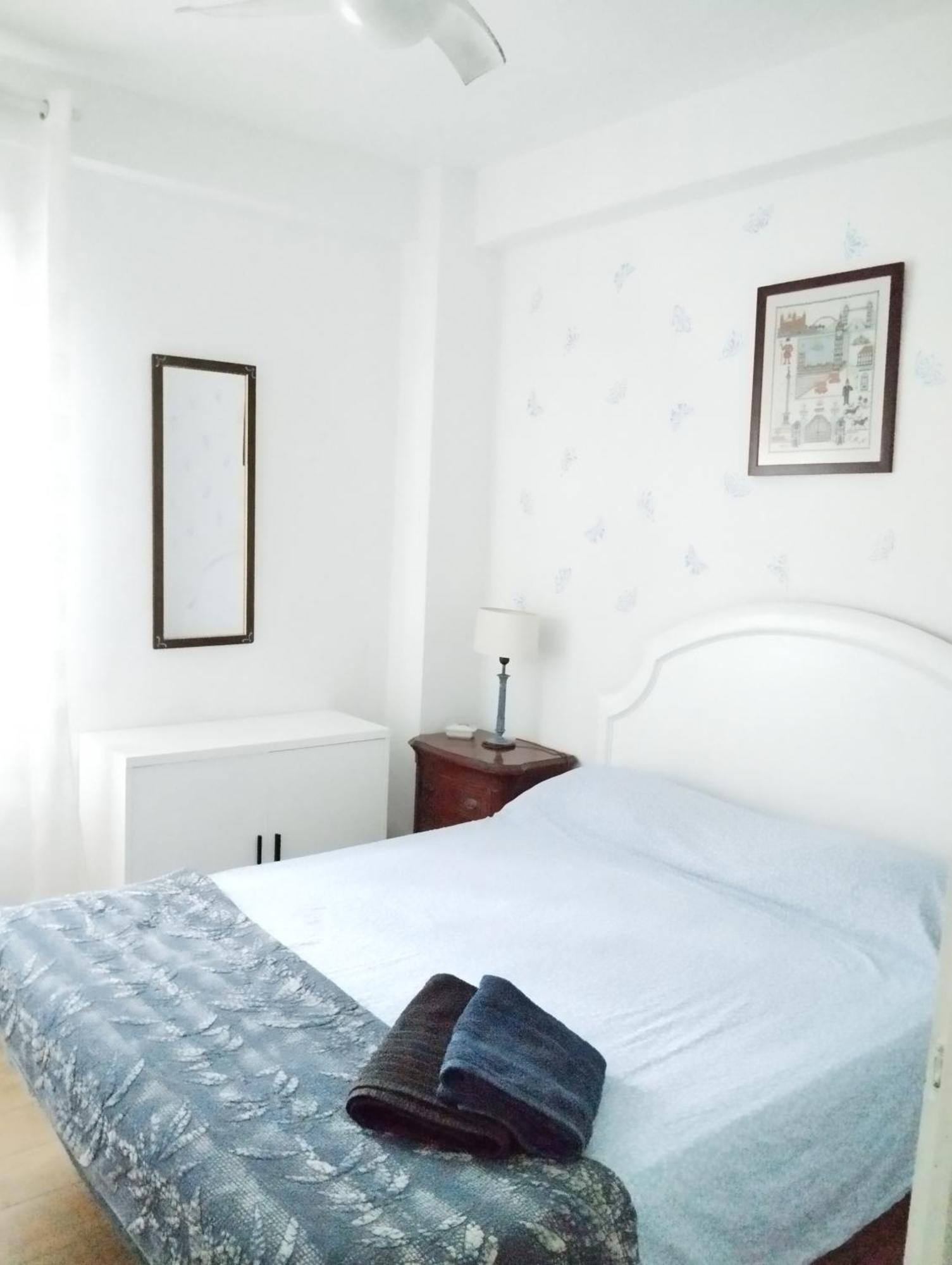 Apartamento luminoso y nuevo en Madrid Rio Exterior foto